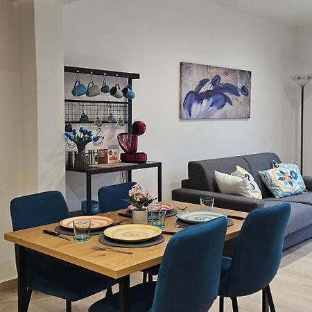 セント・ポールズ・ベイSea Breeze Penthouse And Terrace Qawra St Paul'S Bayアパートメント エクステリア 写真