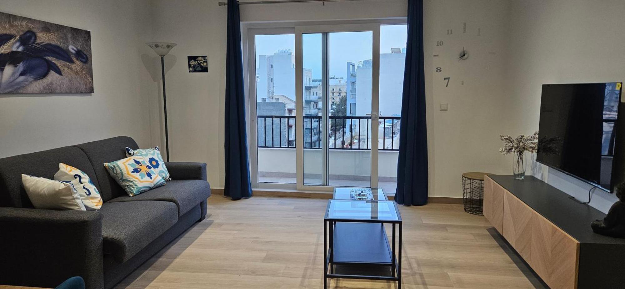 セント・ポールズ・ベイSea Breeze Penthouse And Terrace Qawra St Paul'S Bayアパートメント エクステリア 写真