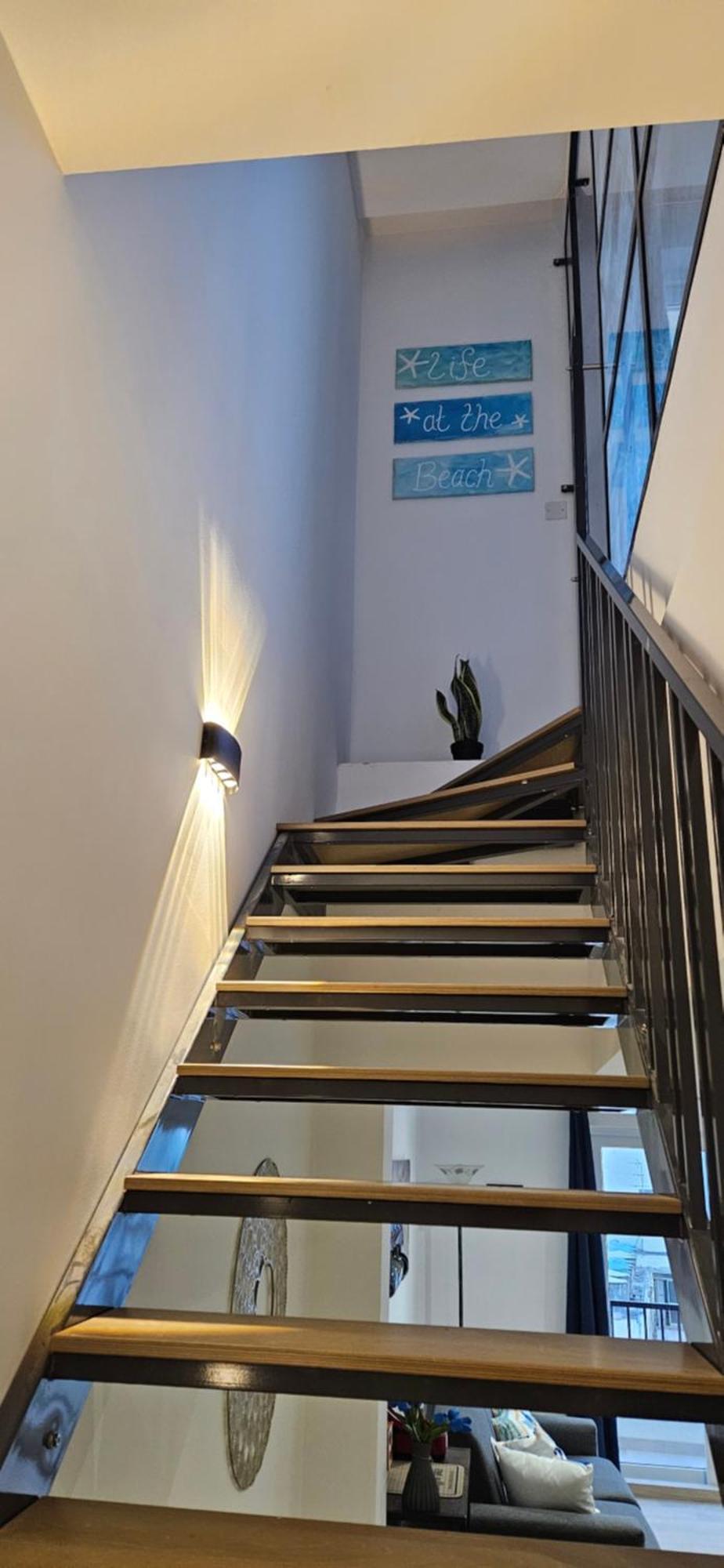 セント・ポールズ・ベイSea Breeze Penthouse And Terrace Qawra St Paul'S Bayアパートメント エクステリア 写真